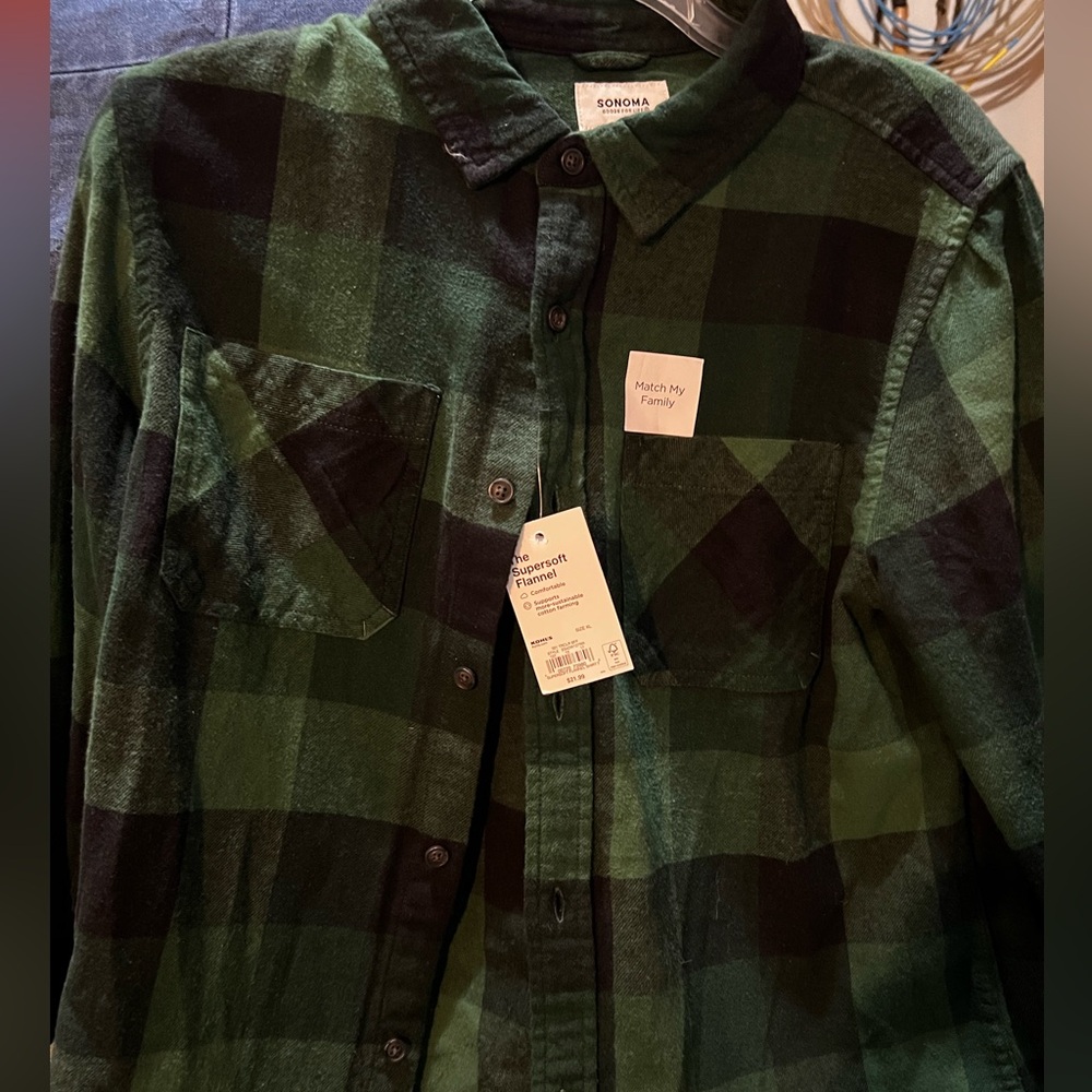 Kohl's Sonoma Dark Green Plaid Men's Shirt